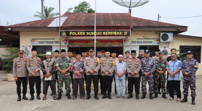 Kapolres Pasbar Melaksanakan Silaturahmi Tatap Muka Ke Polsek Sungai Beremas Polres